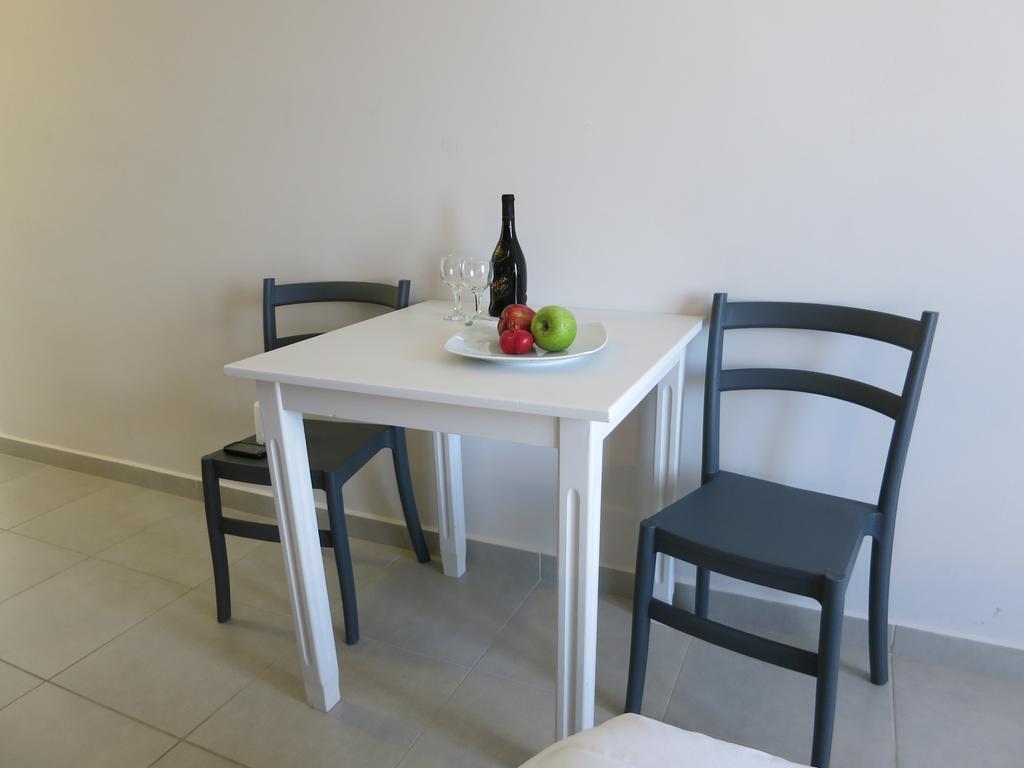 Αμαρυλλίς Aparthotel Platanés Δωμάτιο φωτογραφία